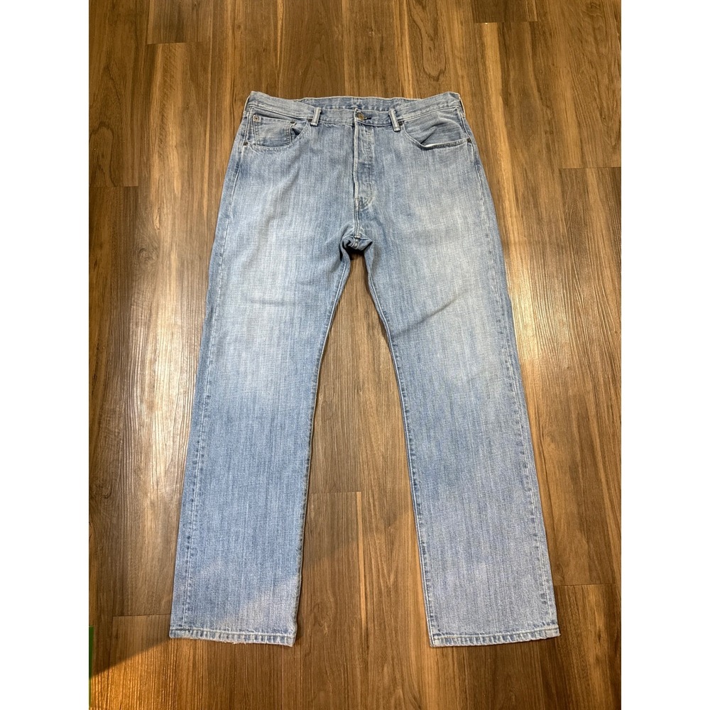 Levi's 501 Button Fly Denim Jeans Mens 38x32 Light Wash Straight Leg Original